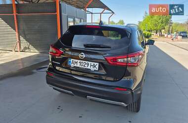 Позашляховик / Кросовер Nissan Qashqai 2019 в 
