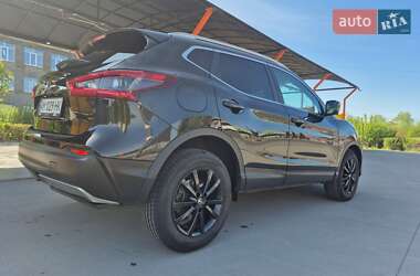 Позашляховик / Кросовер Nissan Qashqai 2019 в 