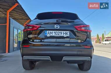 Позашляховик / Кросовер Nissan Qashqai 2019 в 