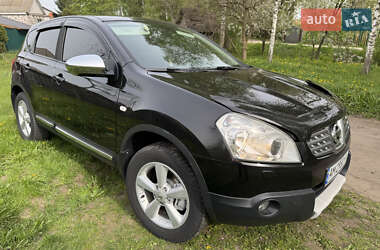 Позашляховик / Кросовер Nissan Qashqai 2009 в 