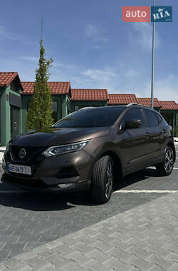 Позашляховик / Кросовер Nissan Qashqai 2020 в 