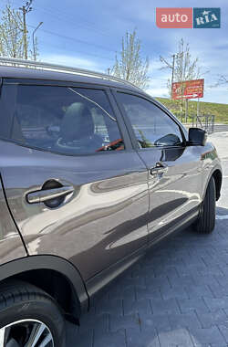Позашляховик / Кросовер Nissan Qashqai 2020 в 