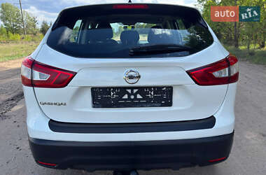 Позашляховик / Кросовер Nissan Qashqai 2018 в 