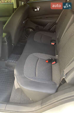 Внедорожник / Кроссовер Nissan Qashqai 2008 в 