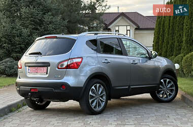 Внедорожник / Кроссовер Nissan Qashqai 2011 в 