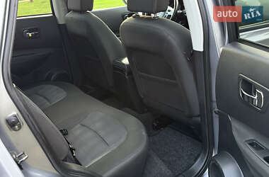 Внедорожник / Кроссовер Nissan Qashqai 2011 в 