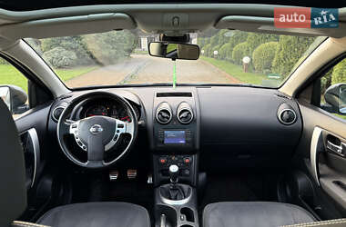 Внедорожник / Кроссовер Nissan Qashqai 2011 в 