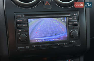 Внедорожник / Кроссовер Nissan Qashqai 2011 в 