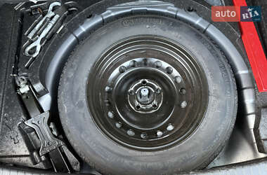 Внедорожник / Кроссовер Nissan Qashqai 2011 в 