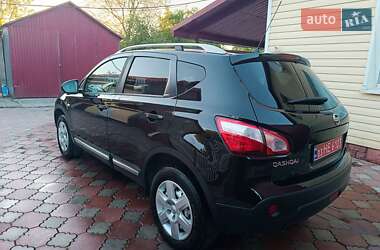 Позашляховик / Кросовер Nissan Qashqai 2011 в 