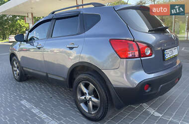 Внедорожник / Кроссовер Nissan Qashqai 2008 в 