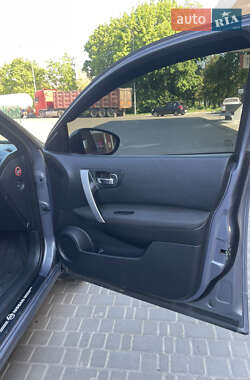 Внедорожник / Кроссовер Nissan Qashqai 2008 в 