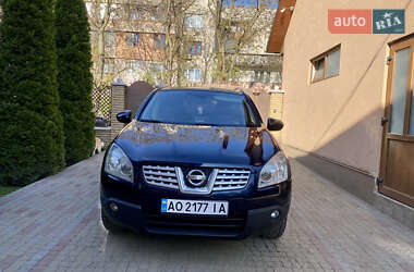 Внедорожник / Кроссовер Nissan Qashqai 2009 в 