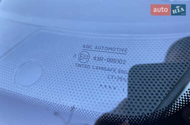 Внедорожник / Кроссовер Nissan Qashqai 2012 в 