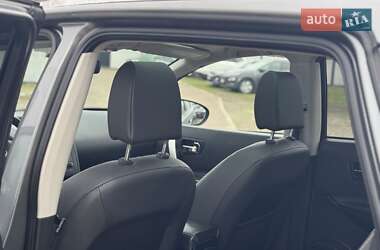 Внедорожник / Кроссовер Nissan Qashqai 2011 в 