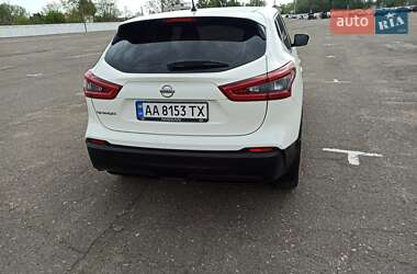 Внедорожник / Кроссовер Nissan Qashqai 2018 в 
