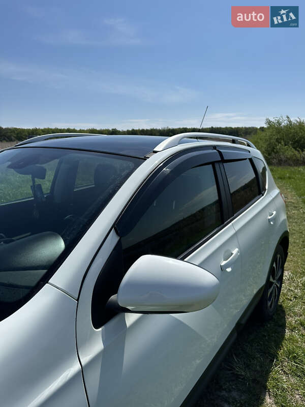 Внедорожник / Кроссовер Nissan Qashqai 2012 в Луцке