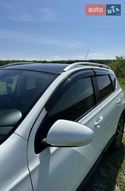Внедорожник / Кроссовер Nissan Qashqai 2012 в 