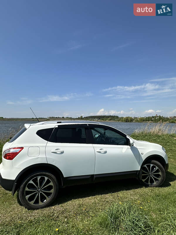 Внедорожник / Кроссовер Nissan Qashqai 2012 в Луцке