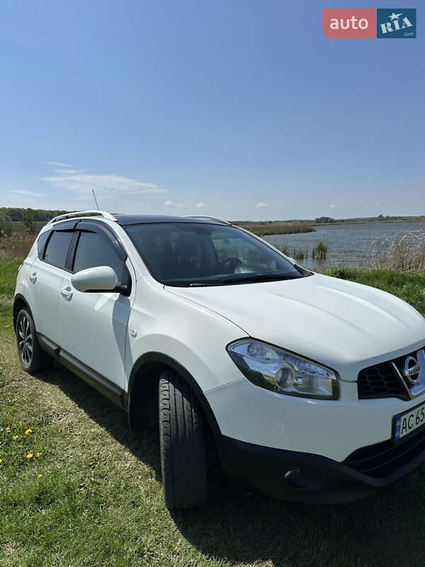 Внедорожник / Кроссовер Nissan Qashqai 2012 в Луцке