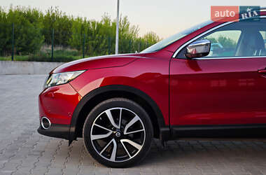 Внедорожник / Кроссовер Nissan Qashqai 2016 в 