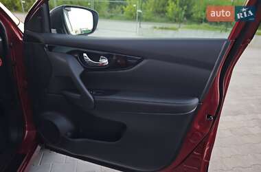 Внедорожник / Кроссовер Nissan Qashqai 2016 в 