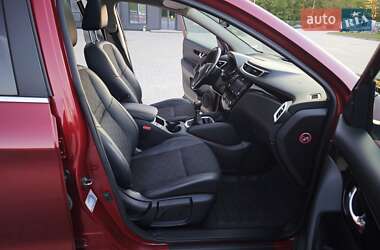 Внедорожник / Кроссовер Nissan Qashqai 2016 в 