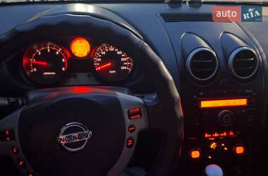 Внедорожник / Кроссовер Nissan Qashqai 2008 в 