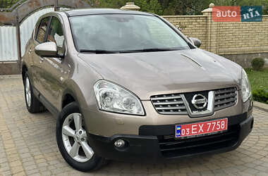 Позашляховик / Кросовер Nissan Qashqai 2010 в 