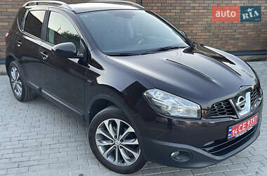 Позашляховик / Кросовер Nissan Qashqai 2010 в 