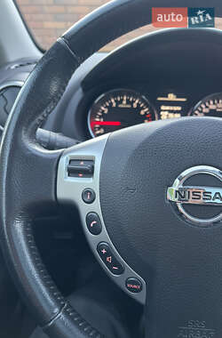 Позашляховик / Кросовер Nissan Qashqai 2010 в 