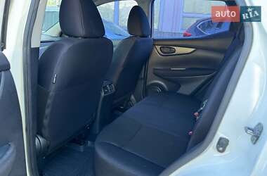 Внедорожник / Кроссовер Nissan Qashqai 2017 в 