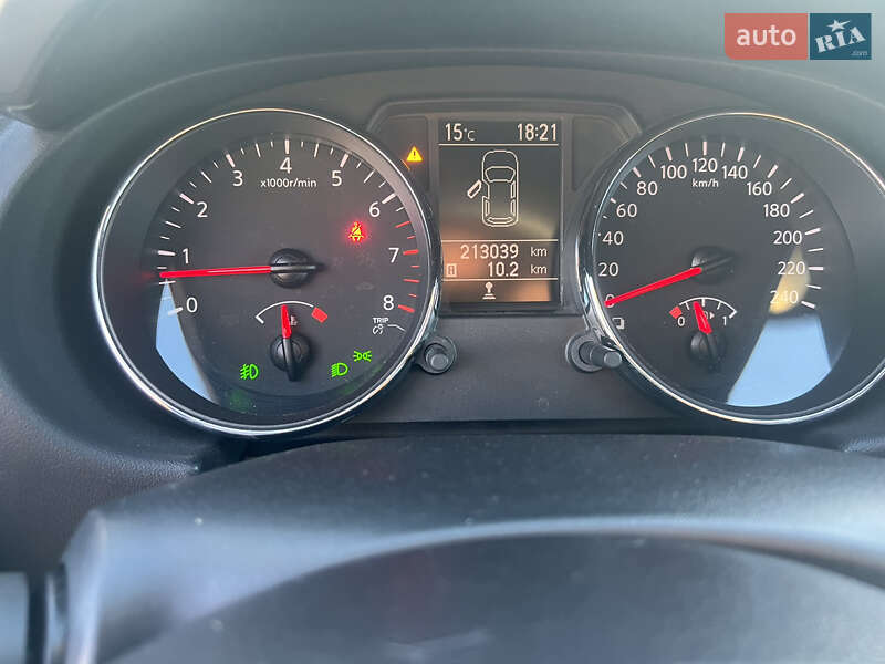 Позашляховик / Кросовер Nissan Qashqai 2010 в Конотопі