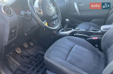Внедорожник / Кроссовер Nissan Qashqai 2010 в 