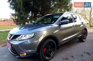 Внедорожник / Кроссовер Nissan Qashqai 2014 в Дубно