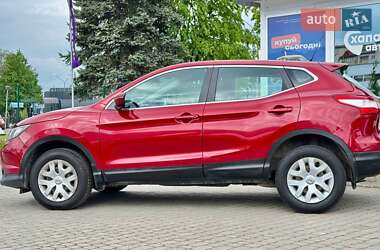 Позашляховик / Кросовер Nissan Qashqai 2014 в 