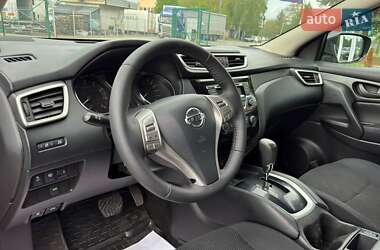 Позашляховик / Кросовер Nissan Qashqai 2014 в 