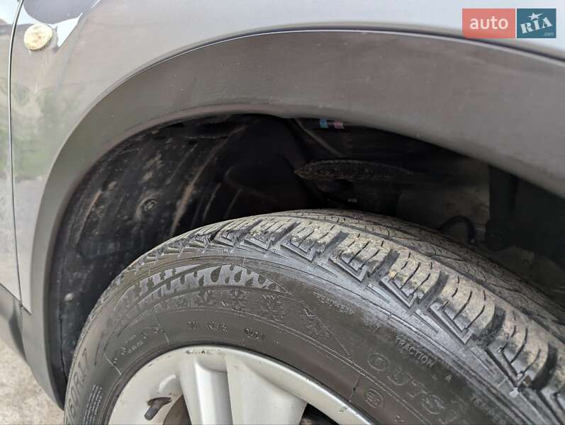 Позашляховик / Кросовер Nissan Qashqai 2010 в Івано-Франківську