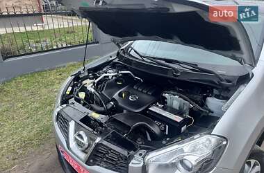 Позашляховик / Кросовер Nissan Qashqai 2010 в 