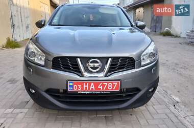 Позашляховик / Кросовер Nissan Qashqai 2011 в 