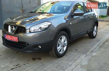 Внедорожник / Кроссовер Nissan Qashqai 2011 в Дубно
