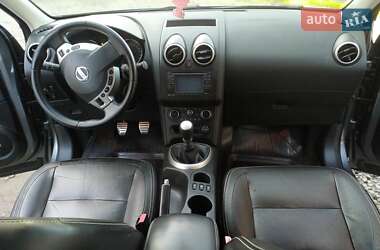 Позашляховик / Кросовер Nissan Qashqai 2011 в 