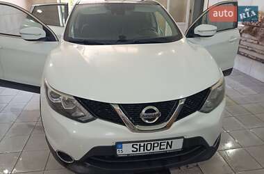 Внедорожник / Кроссовер Nissan Qashqai 2014 в Новом Буге