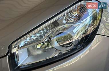 Позашляховик / Кросовер Nissan Qashqai 2011 в 