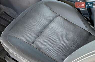 Позашляховик / Кросовер Nissan Qashqai 2011 в 
