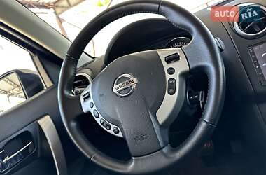 Позашляховик / Кросовер Nissan Qashqai 2011 в 