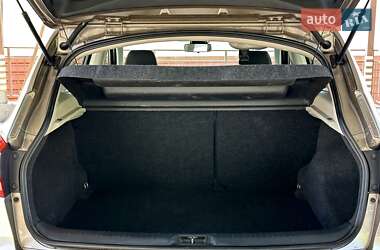 Позашляховик / Кросовер Nissan Qashqai 2011 в 
