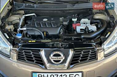 Позашляховик / Кросовер Nissan Qashqai 2011 в 