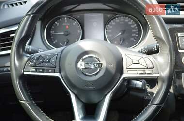 Позашляховик / Кросовер Nissan Qashqai 2018 в 