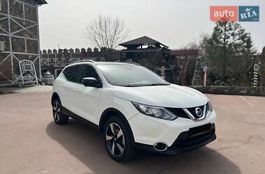 Внедорожник / Кроссовер Nissan Qashqai 2017 в Хмельницком